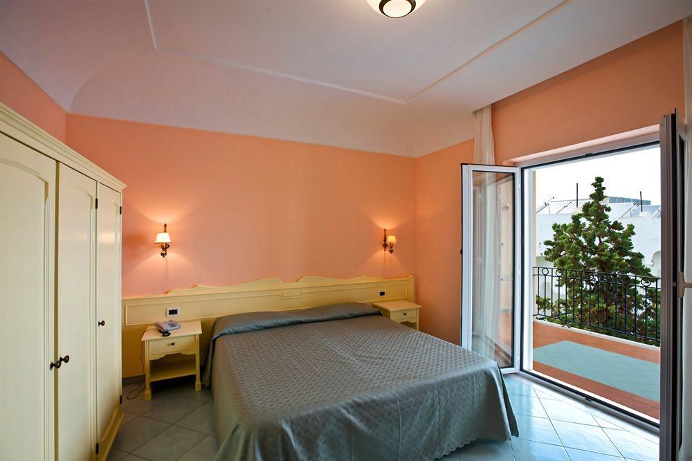 Hotel Terme Alexander Ísquia Exterior foto