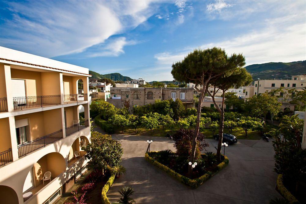 Hotel Terme Alexander Ísquia Exterior foto