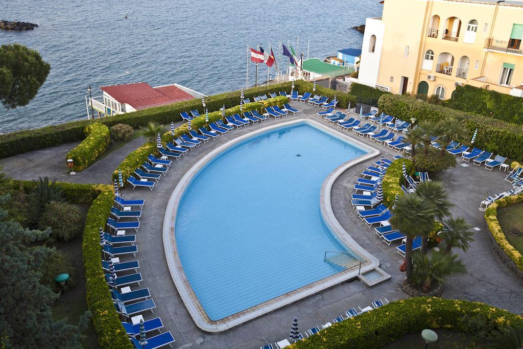 Hotel Terme Alexander Ísquia Exterior foto